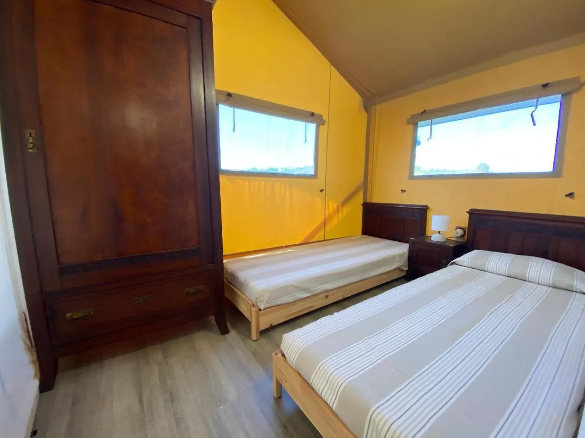 Glamping Tenuta San Pierino Agriturismo Rosignano Marittimo 0*,  Italië